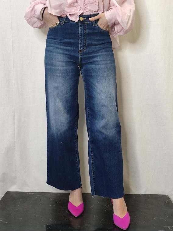 Jeans donna crop gamba larga Kartika vista frontale Con senso abbigliamento Torino