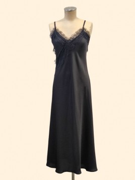 Abito sottoveste midi in raso nero corpetto con pizzo Le streghe vista frontale Con.senso abbigliamento Torino