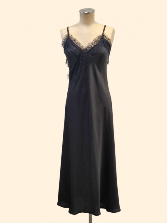 Abito sottoveste midi in raso nero corpetto con pizzo Le streghe vista frontale Con.senso abbigliamento Torino