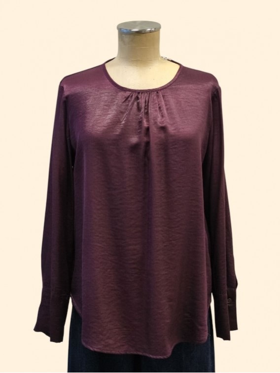 Blusa donna vino in raso girocollo vista frontale Con.senso abbigliamento Torino