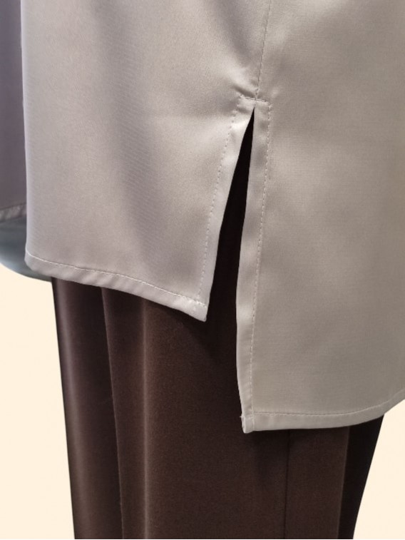 Canotta donna raso grigio scollo ovale Kartika particolare spacco sul fondo Con.senso abbigliamento Torino